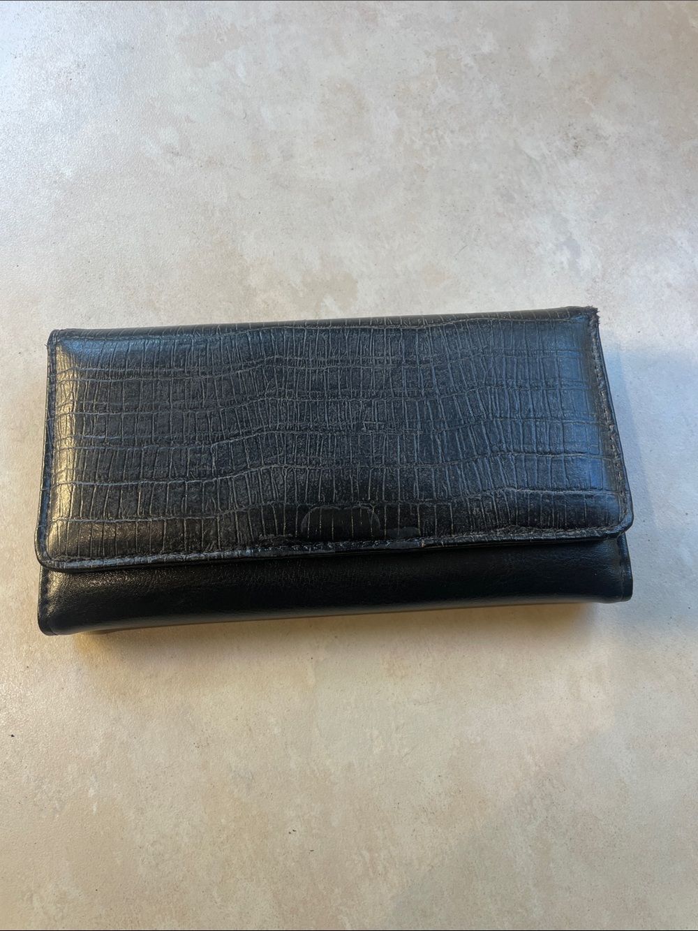 Black Croc-Embossed Leather Women’s Wallet Clutch